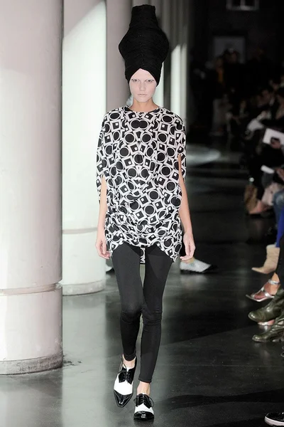 Look 34